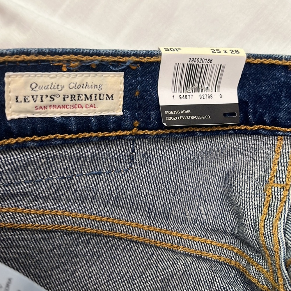 NWT Levi's 501 High Rise Skinny Jeans - Picture 9 of 12